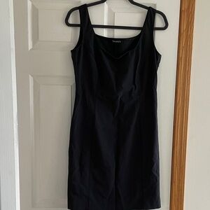 Tahari short dress